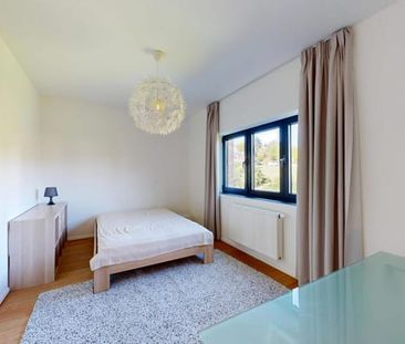 Appartement te huur - foto 4
