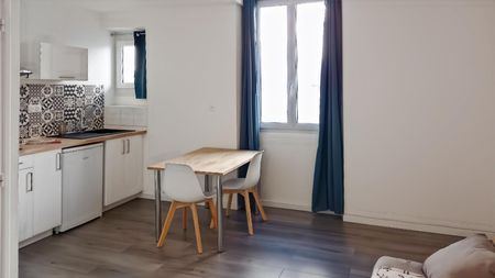 Location Appartement 1 pièce Meublé 19m² VALENCE 26000 - Photo 3