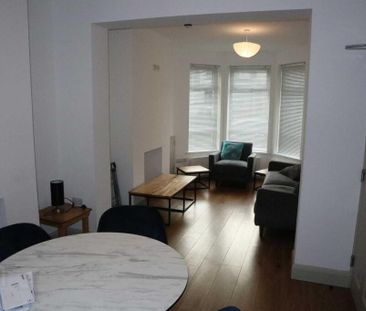 39 Lower Windsor Avenue, Lisburn Road, Belfast, BT9 7DW - Photo 2