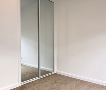 Brand New Townhouses in Prime Thomastown Location! - Photo 1