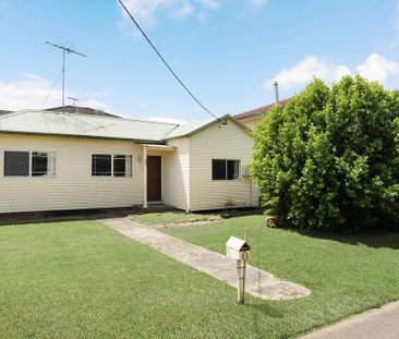 31 Junction Rd, Moorebank NSW 2170 - House For Rent | Domain - Photo 3