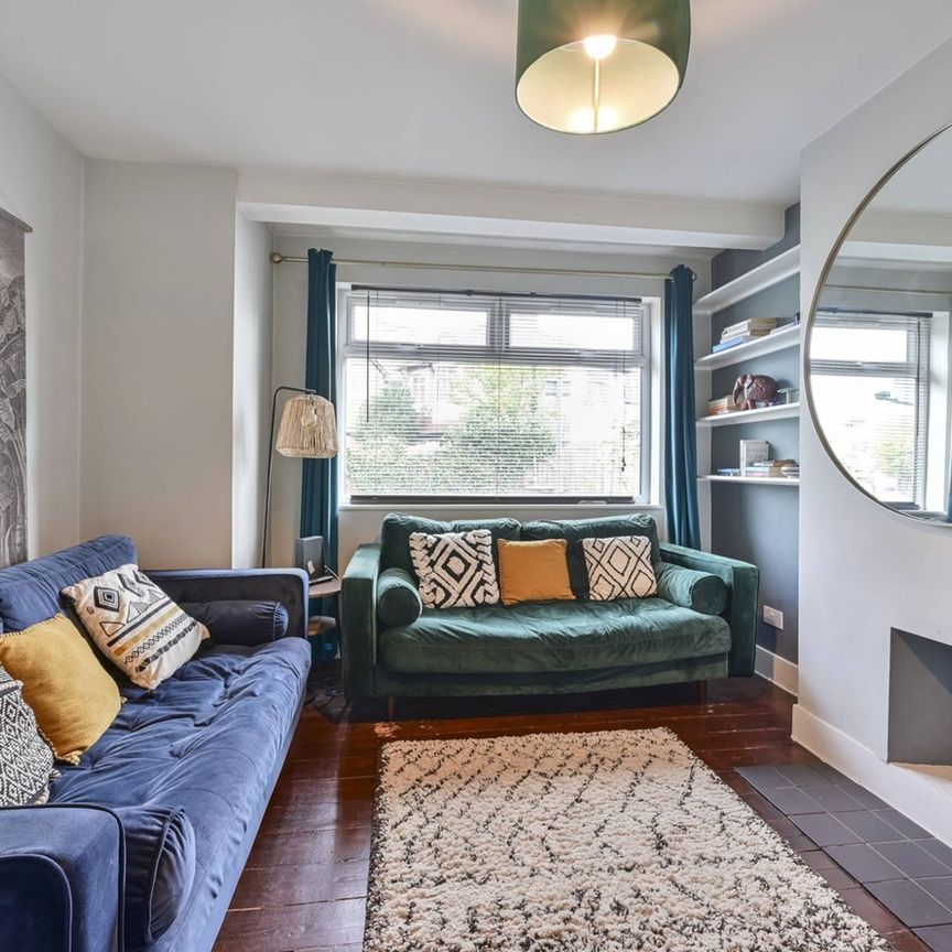 1 Bed Maisonette, Kimble Road, SW19 - Photo 1