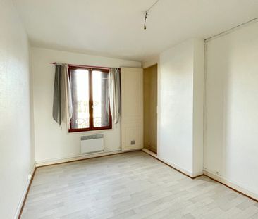 Location Appartement 1 pièce 27m² - Photo 3