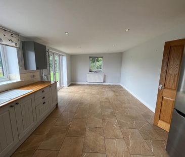 2 bedroom barn conversion to rent - Photo 6