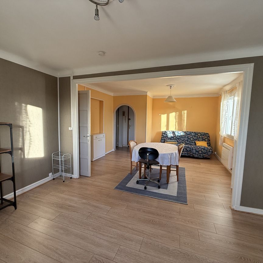 Location Appartement 2 pièces 53m² TARBES 65000 - Photo 1