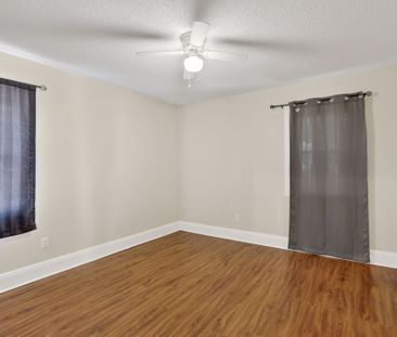 For Lease - 30 Penetang Street, Barrie, Ontario - Photo 5