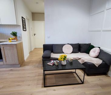 Ciche mieszkanie z 2 miejscami parkingowymi 47.3 m² - Фото 3