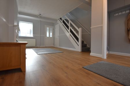 2 bedroom terraced house to rent - Photo 2
