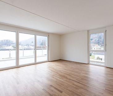 Attikawohnung mit herrlicher Aussicht! - Photo 1