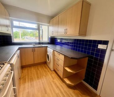 Comyns Court, Sandhurst - 2 bedrooms Property for lettings - Seymours - Photo 6