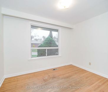 For Lease - 35 Caswell Drive, Toronto, Ontario - Photo 6