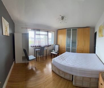 Room in a Shared House, Devonshire Hill Lane, N17 - Photo 2