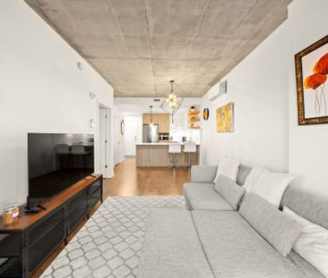 7275Z Rue d'Abancourt, #609 - Photo 1