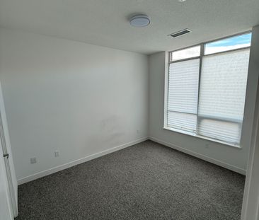 For Lease - 1010 Dundas Street Unit# 114, Whitby, Ontario - Photo 4
