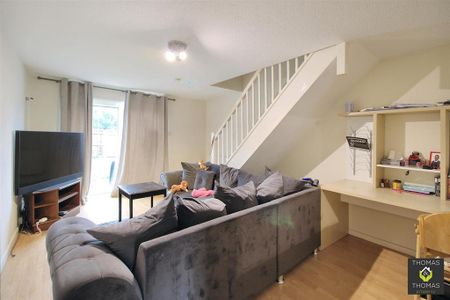 2 bedroom terraced house to rent - Photo 3