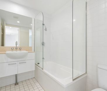 Two bedroom & study unit in the Varsity CBD - Photo 6