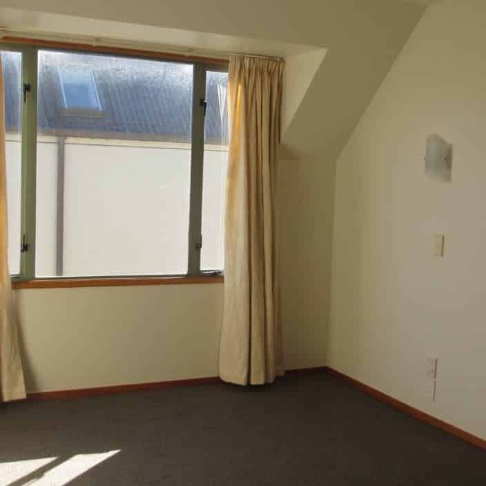 Spacious Apartment by Art Gallery & Hagley Park - Photo 1