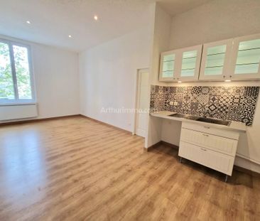 Location Appartement 4 pièces 67 m2 à Draguignan - Photo 2