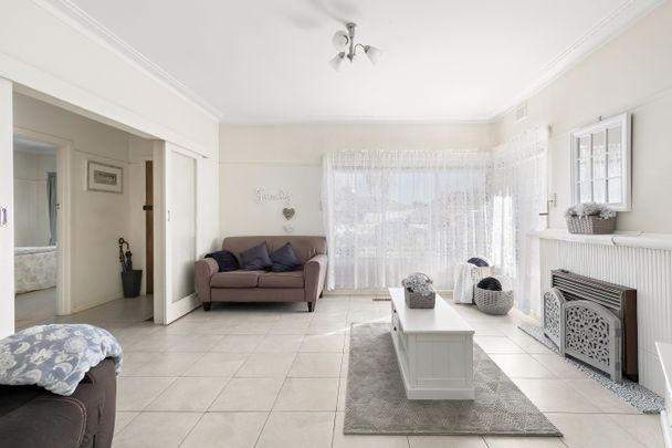 Three-Bedroom Family Retreat - Photo 1