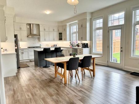 For Lease - 22 Luang Street, Vaughan, Ontario - Photo 4