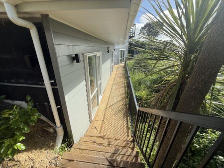 59 Winston Street, Crofton Downs - Photo 4