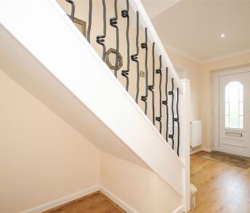4 bedroom detached house to rent - Photo 1