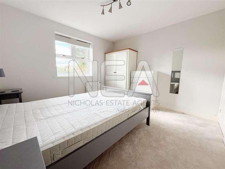 Waller Court, Caversham, Reading, RG4 - Photo 5