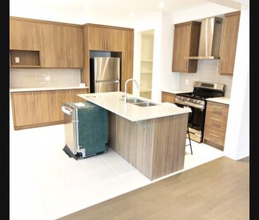 For Lease - 1356 Glamorgan Manor, Pickering, Ontario - Photo 4