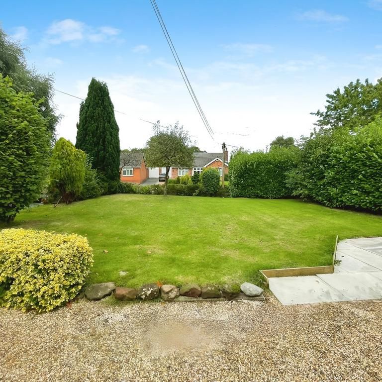 3 bedroom bungalow to rent - Photo 1