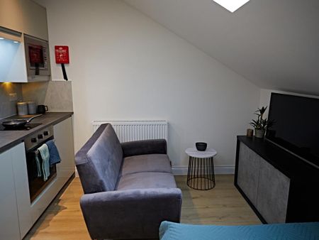 Studio to rent - Photo 4