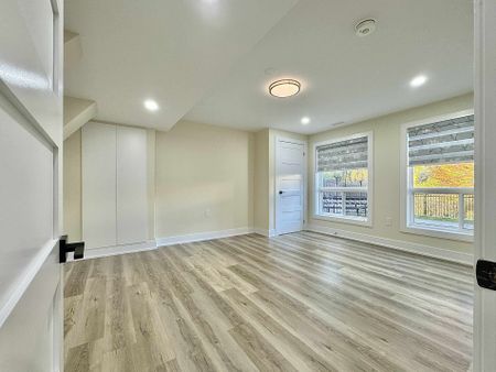 For Lease - 23 Mossgrove Drive Unit# Lower, Cambridge, Ontario - Photo 3