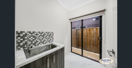 Modern Family Home for Lease in Prime Location - Photo 5