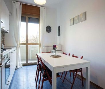 Viale Giovanni Vicini, Bologna, Emilia-Romagna 40134 - Photo 2