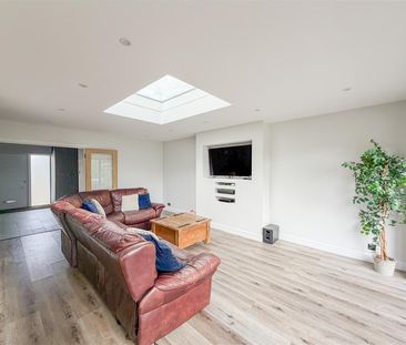 Peartree Lane, Bexhill, TN39 4NS - Photo 2