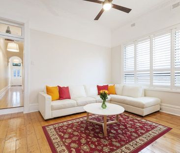 Great Home in the center of Stanmore Village - Photo 1