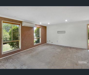 Private Brick Family Home In Quiet Cul-De-Sac - Photo 1