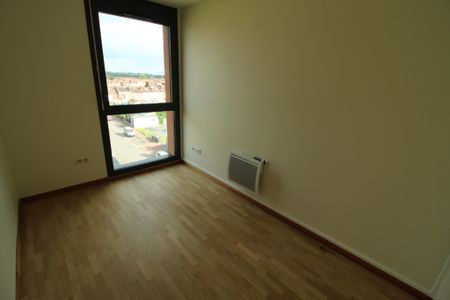 Location Appartement 3 pièces 54m² - Photo 3