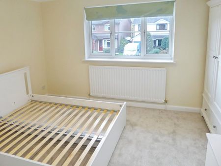 2 bedroom terraced house to rent - Photo 4