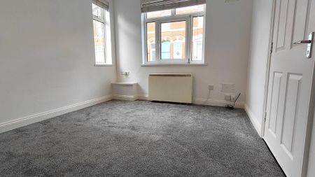 1 bedroom ground floor flat to rent - Photo 4