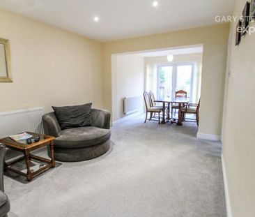 2 bedroom semi-detached house to rent - Photo 3