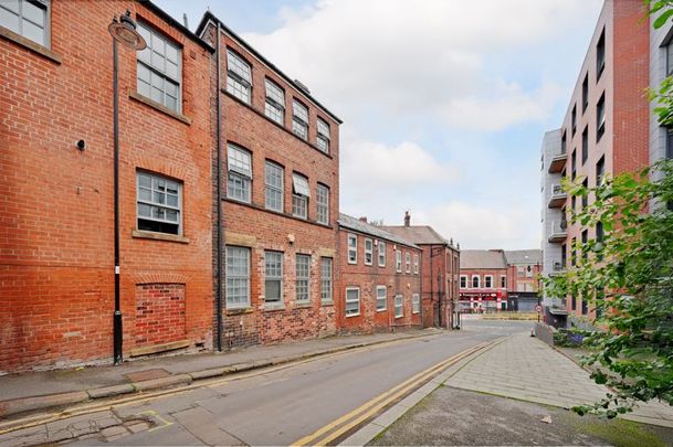 Furnace Hill, Sheffield - Photo 1
