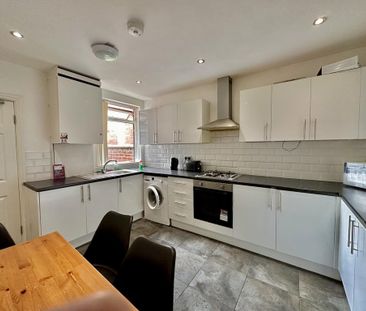 5 bedroom house share to rent - Photo 4