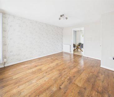3 bedroom Detached house to rent - Photo 6