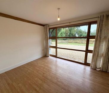 3 bedroom bungalow to rent - Photo 4