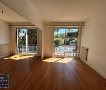 Location Appartement 1 pièce 40m² BLOIS 41000 - Photo 3