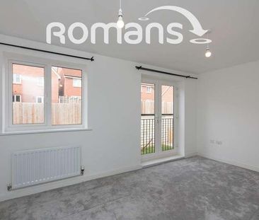 Saddle Row, Blackwater, Camberley, GU17 - Photo 3