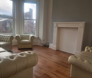 6 Bed - 5 Regents Park Terrace, Hyde Park, Leeds - LS6 2AX - Student - Photo 2