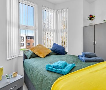 Room in a Shared House, Wells Road, BS4 - Photo 1