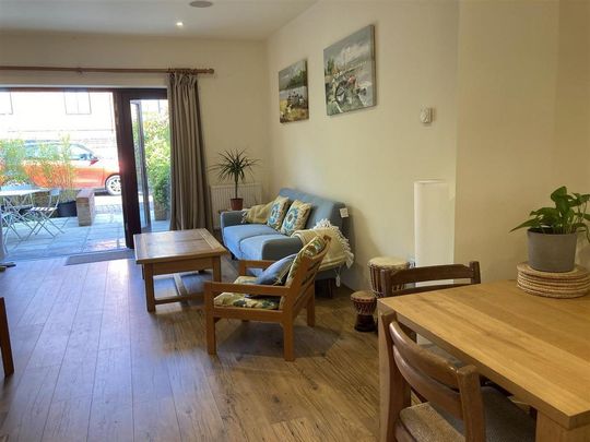 2 bedroom terraced house to rent - Photo 1
