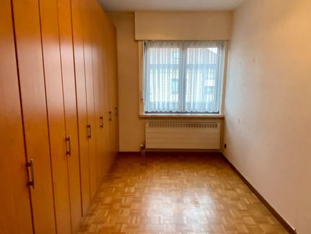 Ruim en licht appartement met prachtig zicht op groen 🌿: 2 slpk en bureau + garage + terras en tuin + extra ruimte - Photo 2